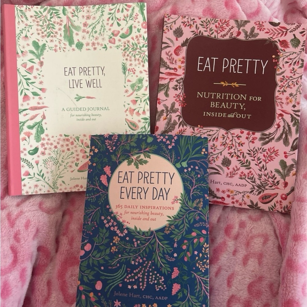 New Eat Pretty Book/Journal Bundle include daily inspiration, journal, and book*